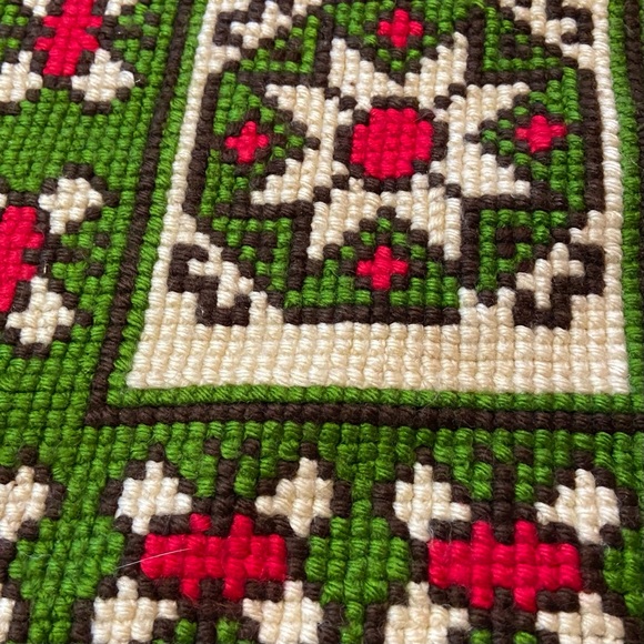 Vintage table runner floral green / red good condition - Picture 2 of 4